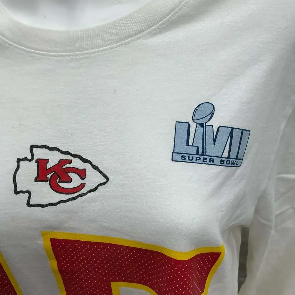 Nike Kansas City Chiefs Patrick Mahomes 15 Super Bowl LVII Long Sleeve Medium